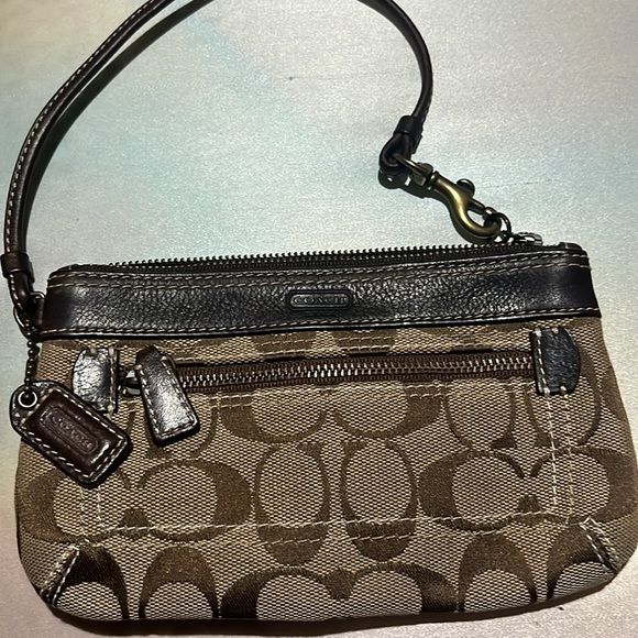 Coach small wristlet. - Picture 2 of 3